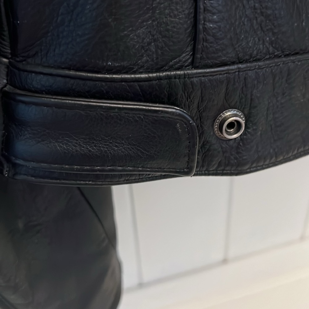Harley Davidson Leather Riding Jacket - Picture 7 of 12